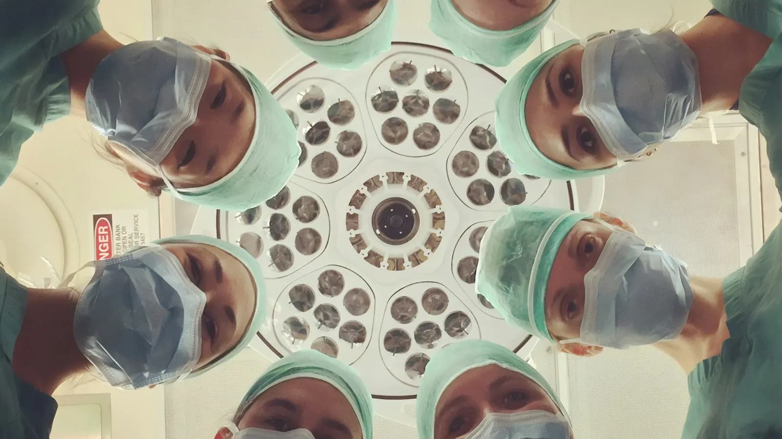 Cómo elegir la mejor clínica de trasplante capilar